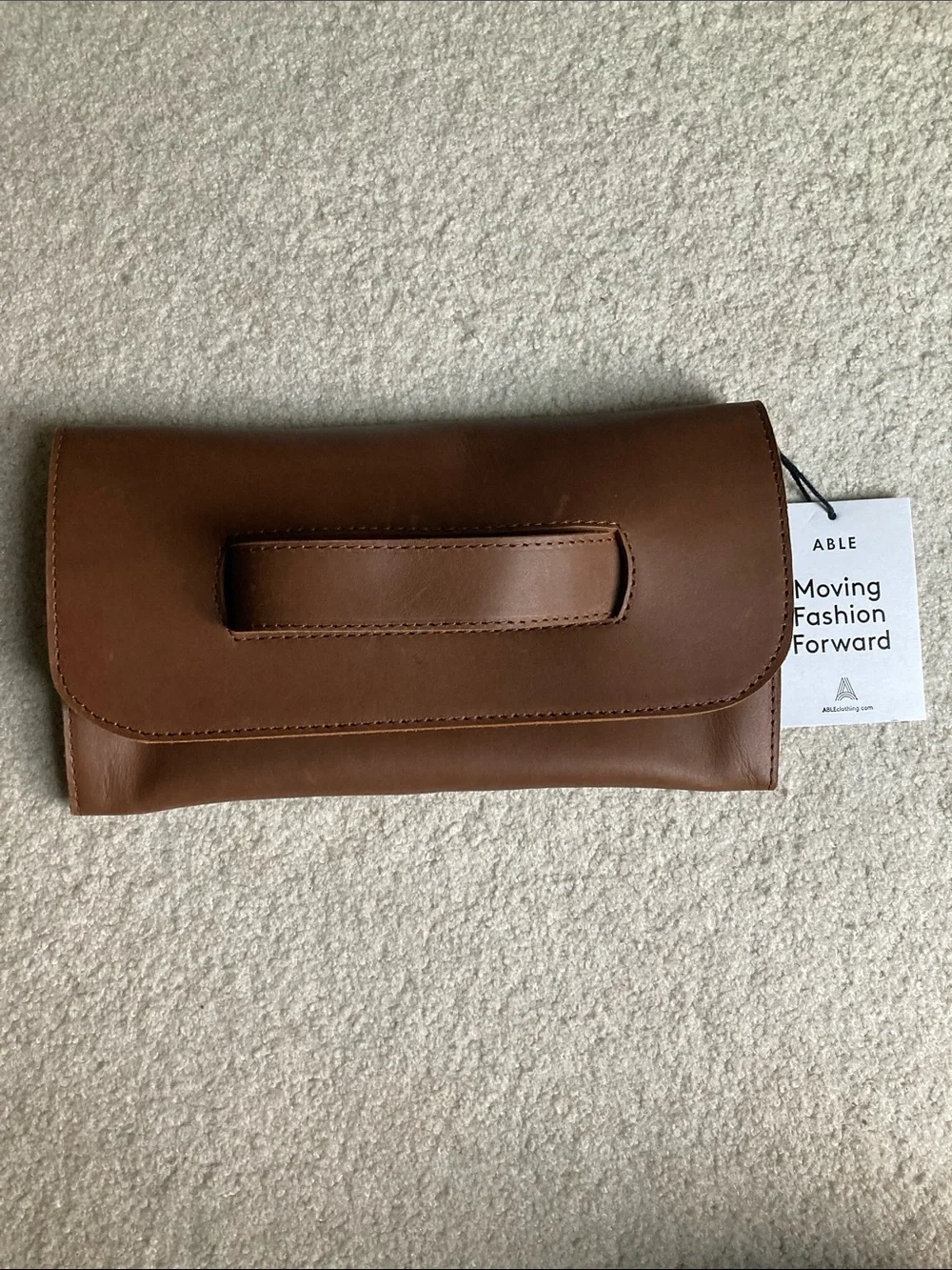 ABLE mare handle clutch in whisky
